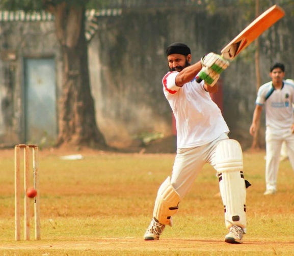Lucky Singh (Welspun Team) 45 runs in 25 balls 4 Fours and 3 sixes
