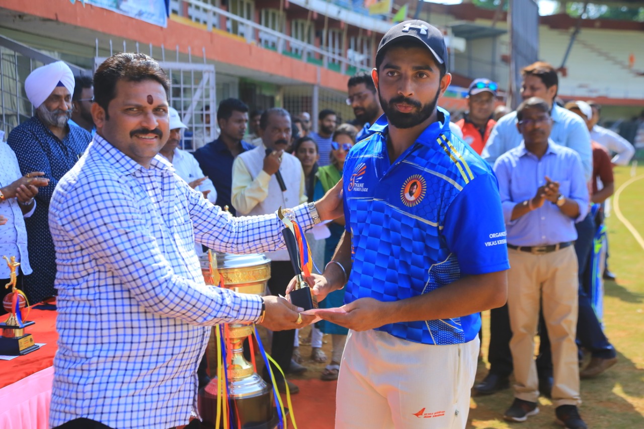 Tight bowling alongwith Ameya Soman's quick 48 ensures a finals win for Eknath Shinde CC II in the Thane Premier League'19 | CricketGraph